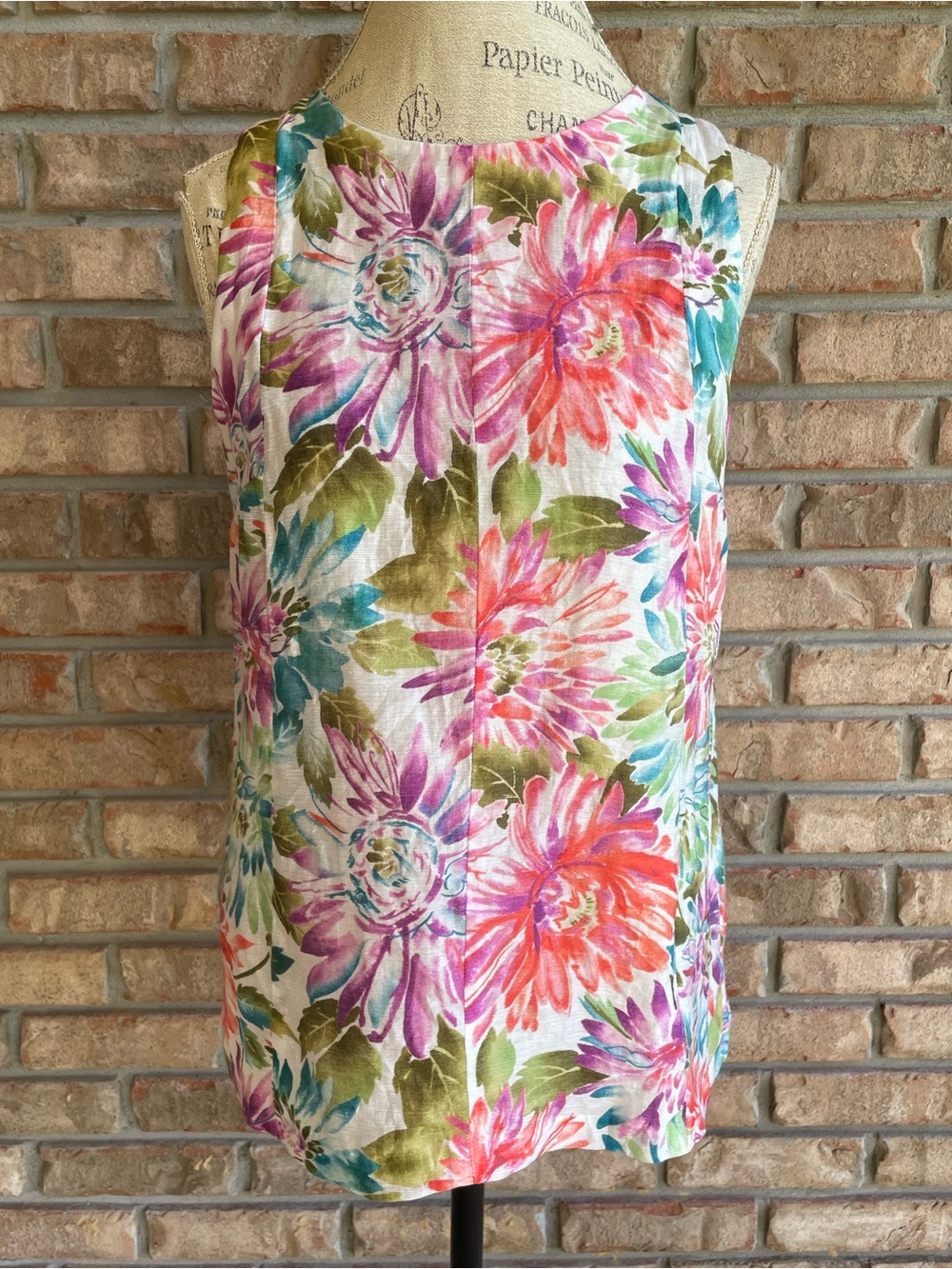 LOFT White Floral Linen-Blend Sleeveless Top